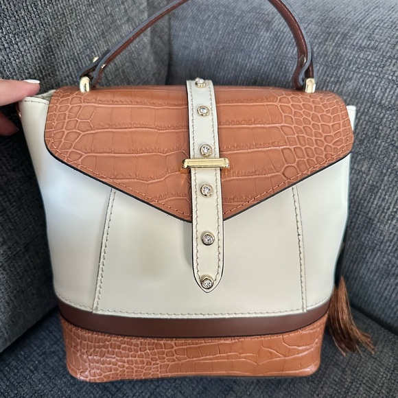 House of Harlow reversible bag. Use it as a tote or backpack - Picture 1 of 11